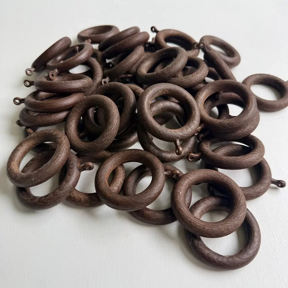 Vintage Style Faux Wood Curtain Set - Rings, Wall Brackets & Finials